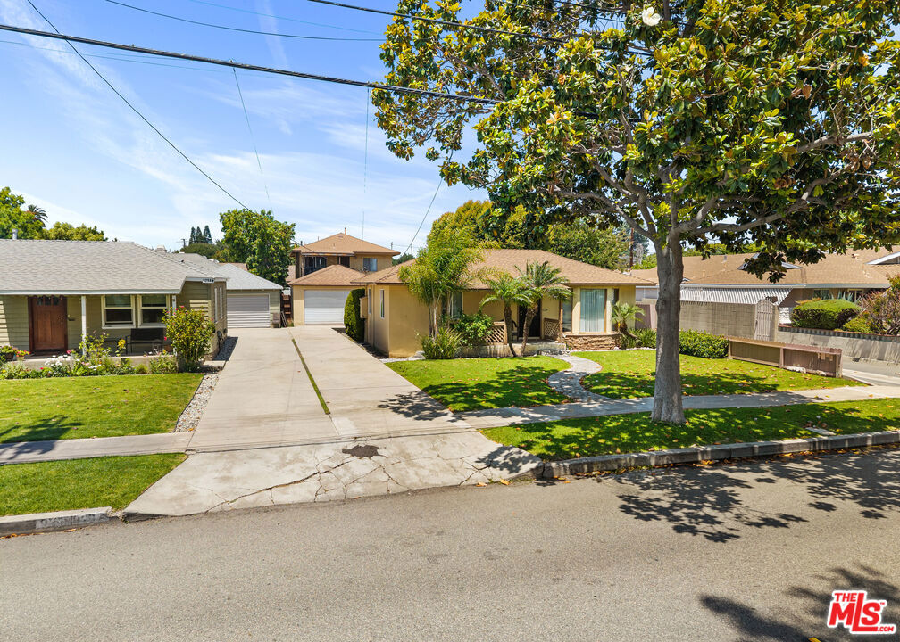937 E Palmyra Avenue, Orange CA 92866 - photo 1