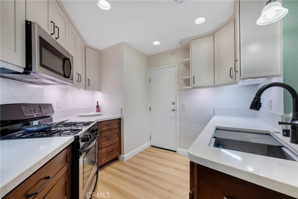 103 Rivera, Placentia CA 92870 - photo 8