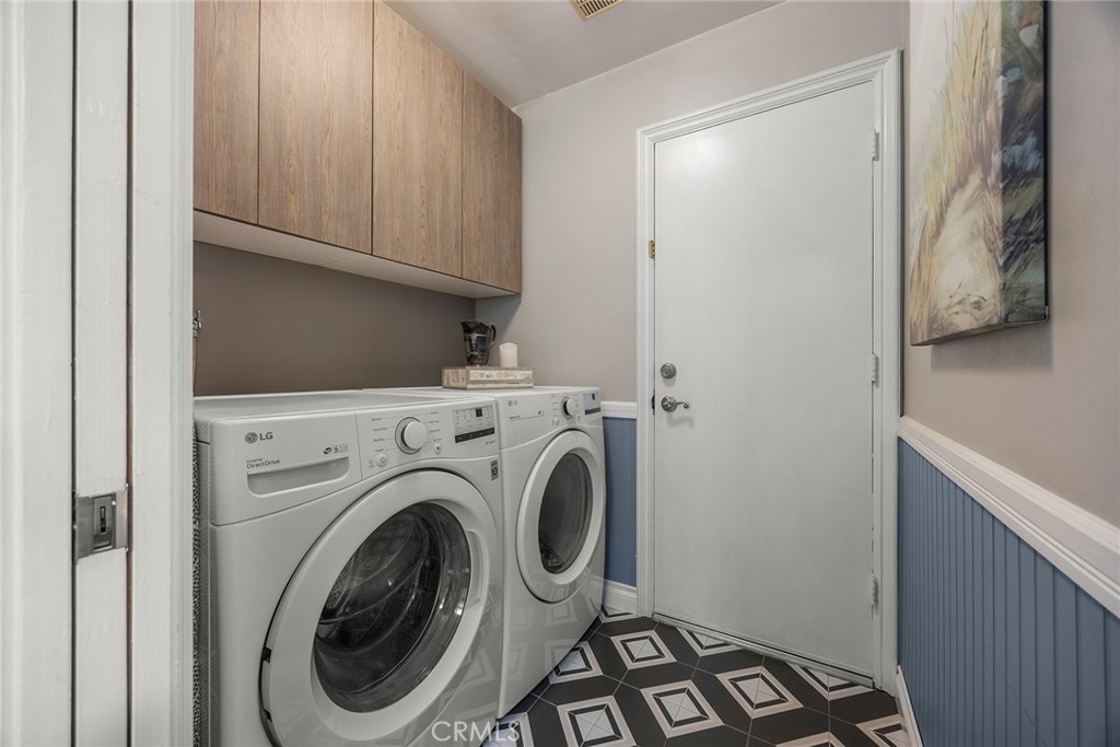 Indoor Laundry Room - 107 San Anselmo, Placentia CA 92870 - photo 27