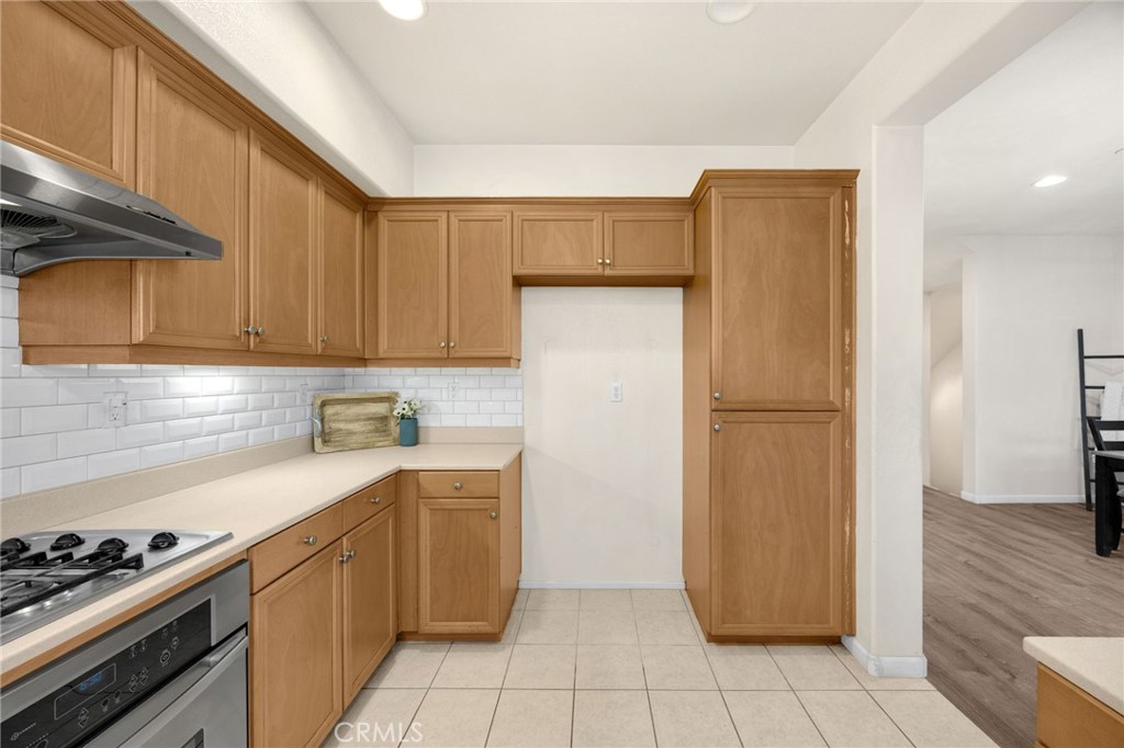 110 E Santa Fe Court, Placentia CA 92870 - photo 11