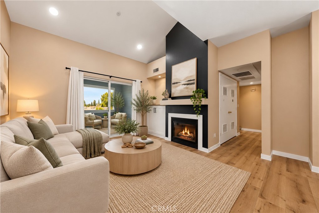 111 S Lakeview i, Placentia CA 92870 - photo 5