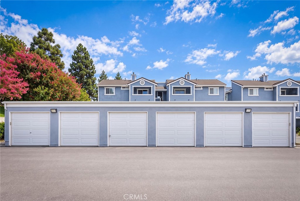 111 S Lakeview i, Placentia CA 92870 - photo 29