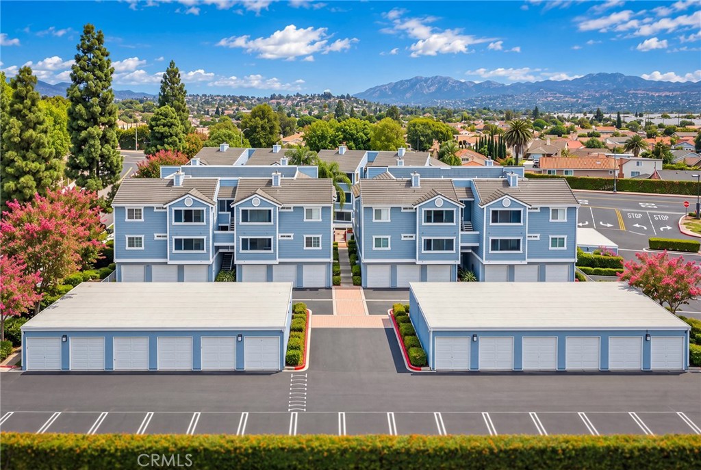 111 S Lakeview i, Placentia CA 92870 - photo 30
