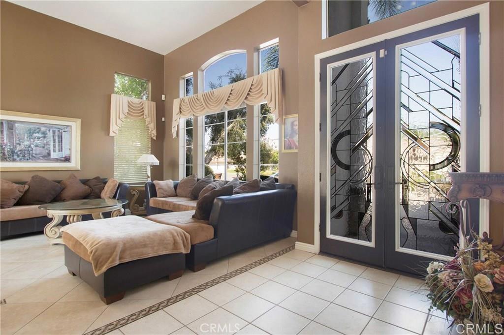 113 Gomez Circle, Placentia CA 92870 - photo 2