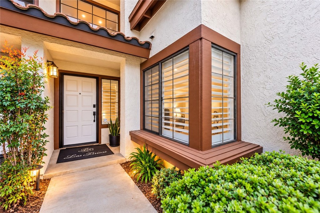 Entrance - 1202 Lima Cir - 1202 Lima Cir 23, Placentia CA 92870 - photo 4