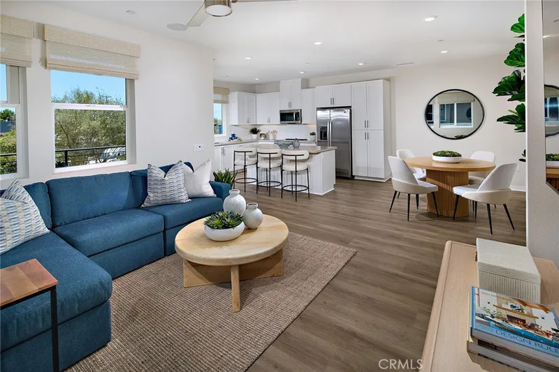 1421 E Via Acero, Placentia