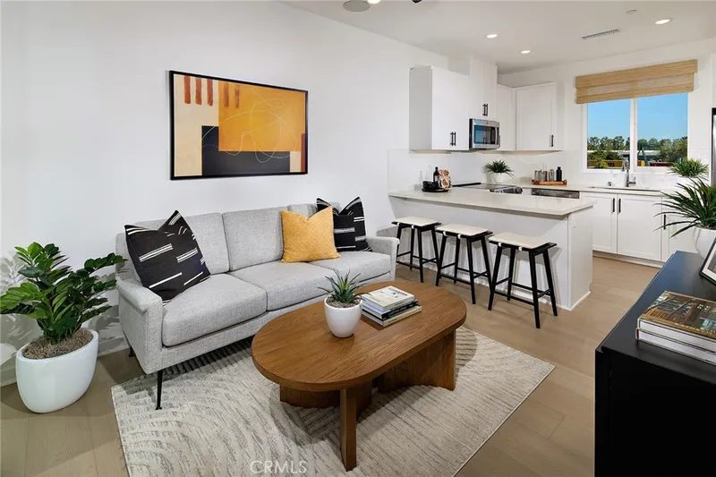 1425 E Via Acero, Placentia