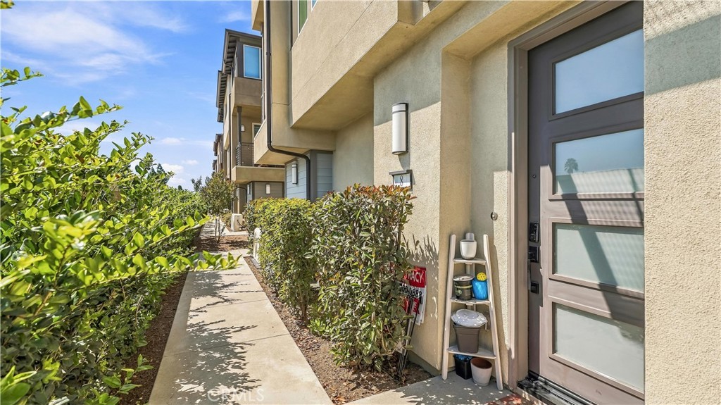 1570 Topeka Avenue 8, Placentia CA 92870 - photo 32
