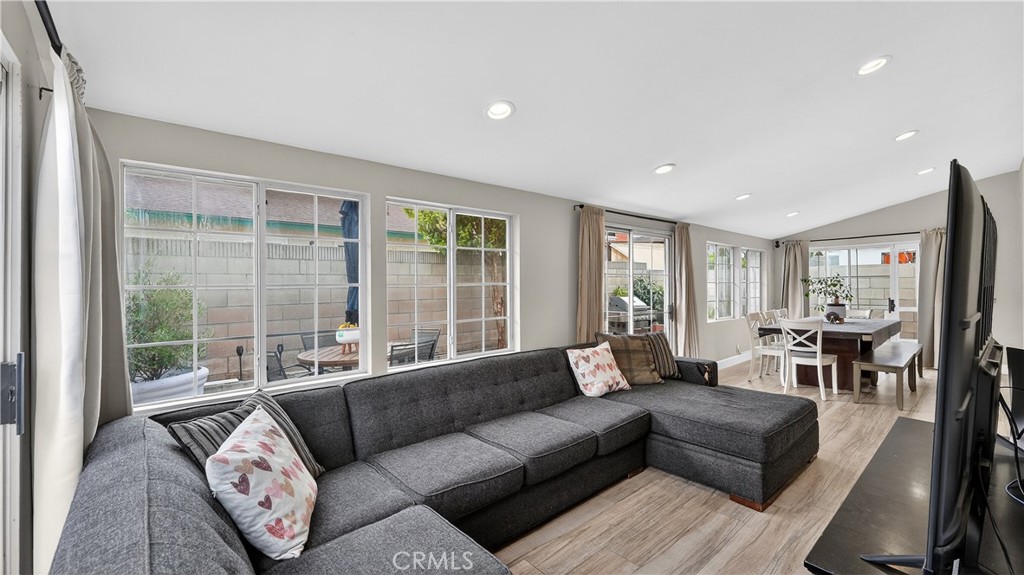 1624 La Paloma, Placentia CA 92870 - photo 20