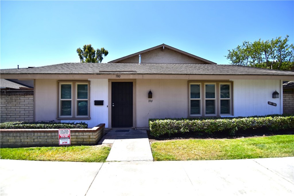 180 Southampton 32, Placentia CA 92870 - photo 1