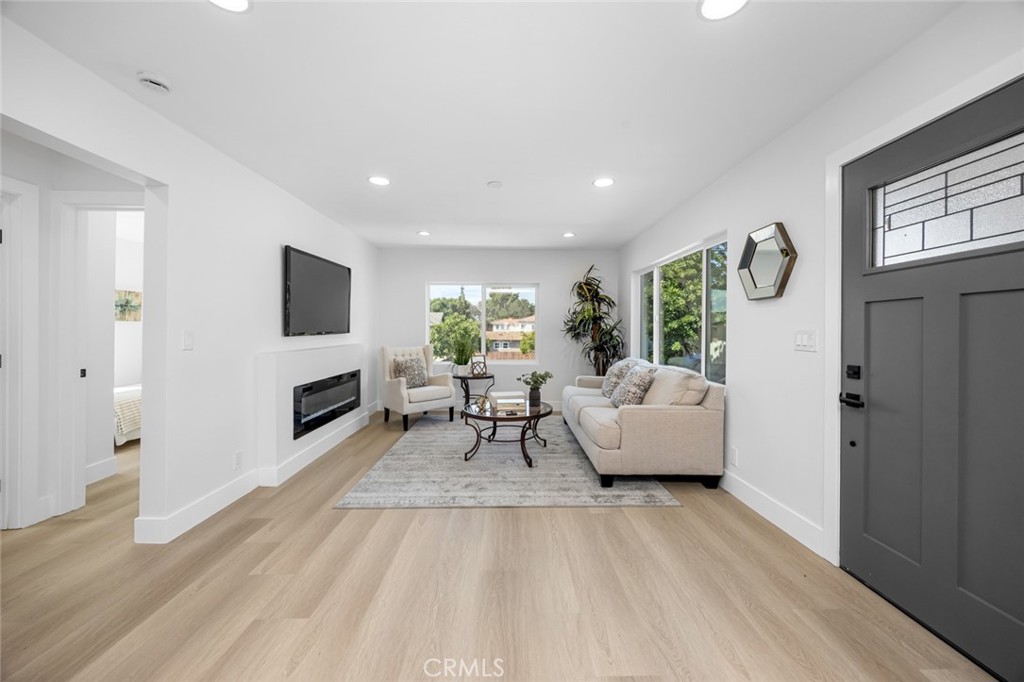 201 S Melrose, Placentia CA 92870 - photo 2