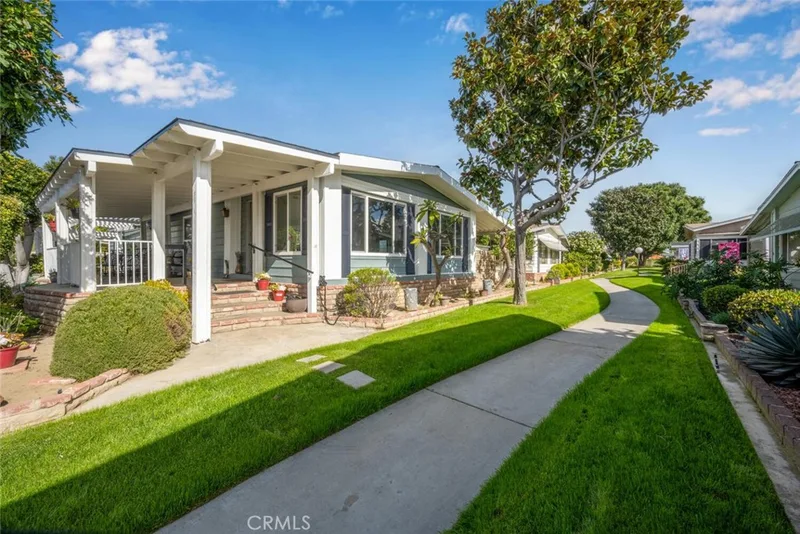 210 Silverlake, Placentia, CA 92870