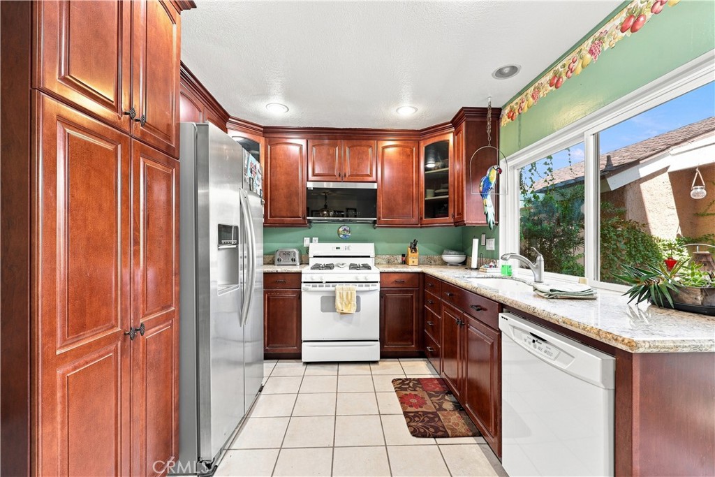 2413 Allegheny, Placentia CA 92870 - photo 6