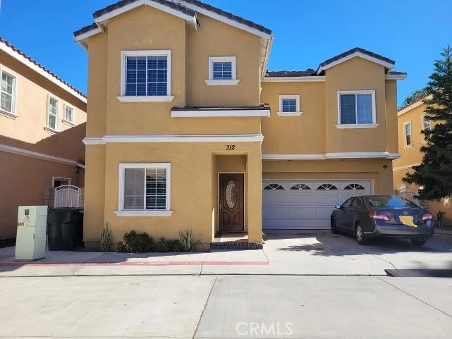312 Lampman Way, Placentia