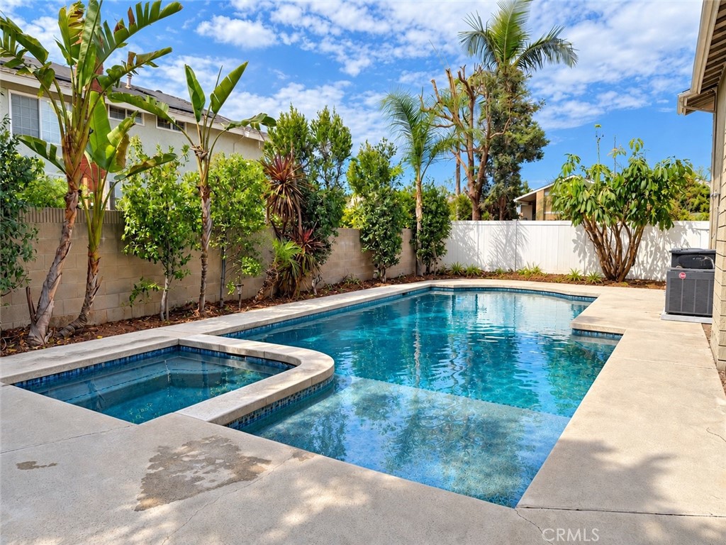320 Armstrong, Placentia CA 92870 - photo 4