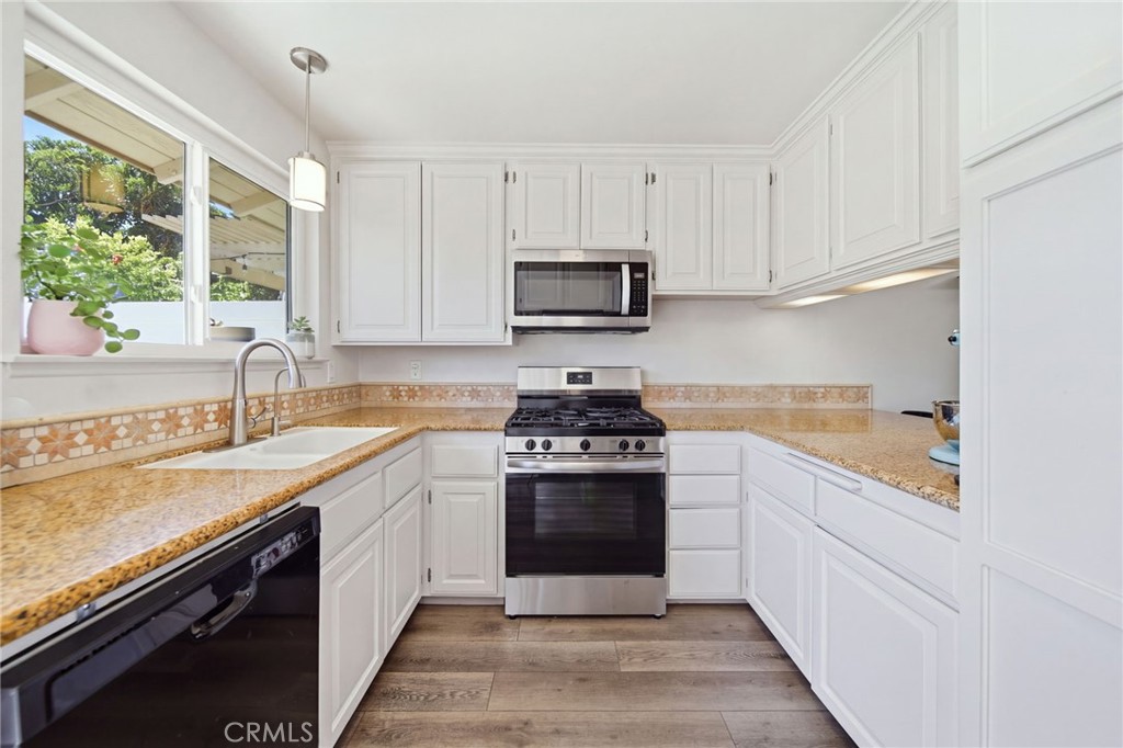 457 Via De Leon, Placentia CA 92870 - photo 19