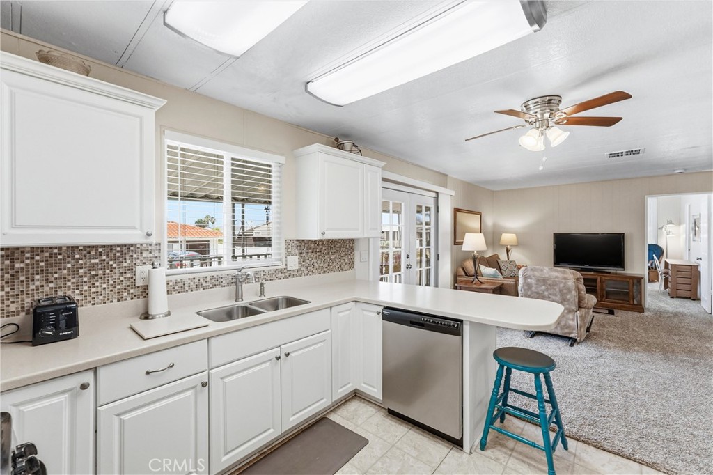 Kitchen - 5215 E Chapman 55, Placentia CA 92869 - photo 21