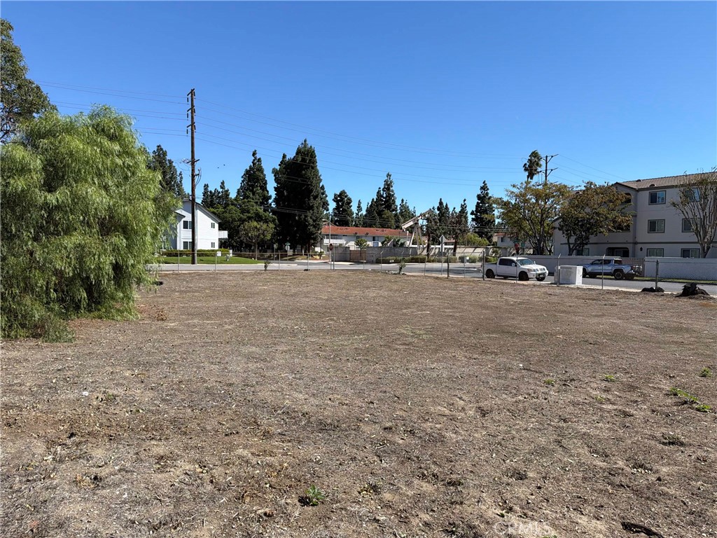 6200 S Van Buren, Placentia CA 92870 - photo 2
