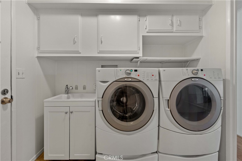 Laundry Room - 719 Glenlake, Placentia CA 92870 - photo 27