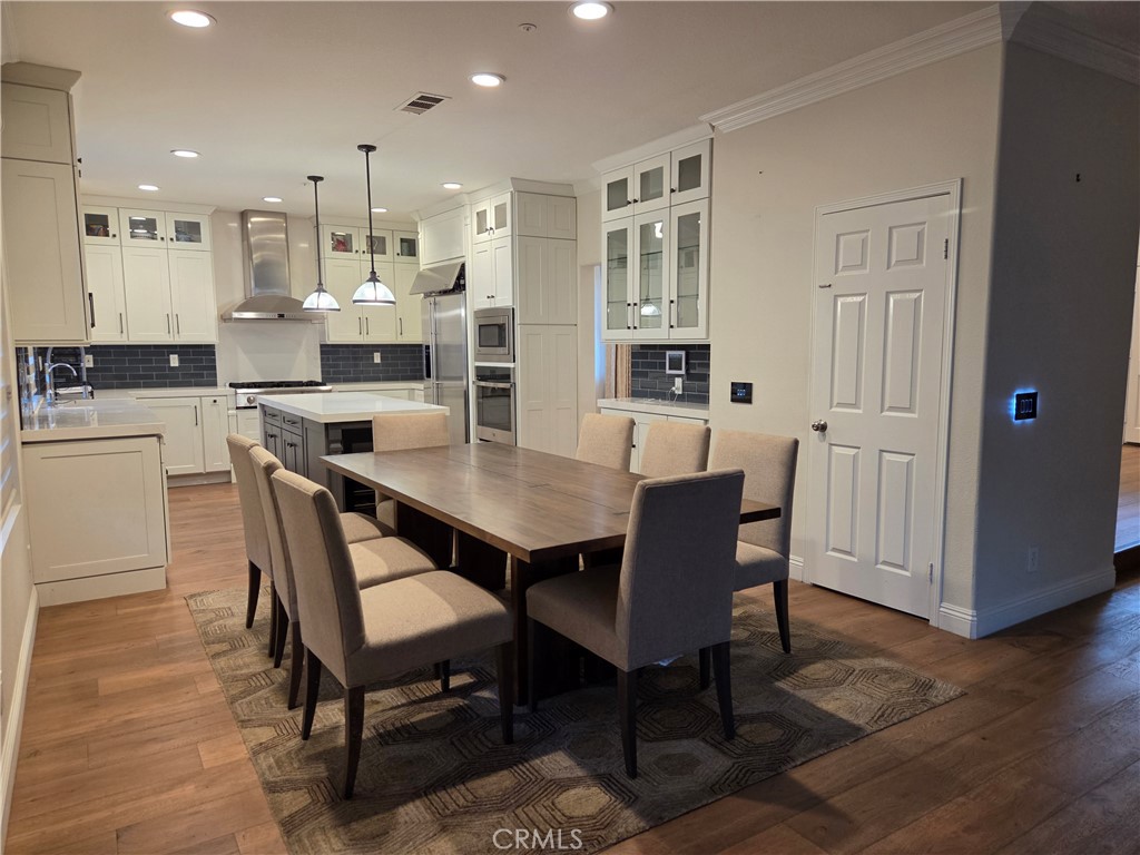 860 Hall, Placentia CA 92870 - photo 8