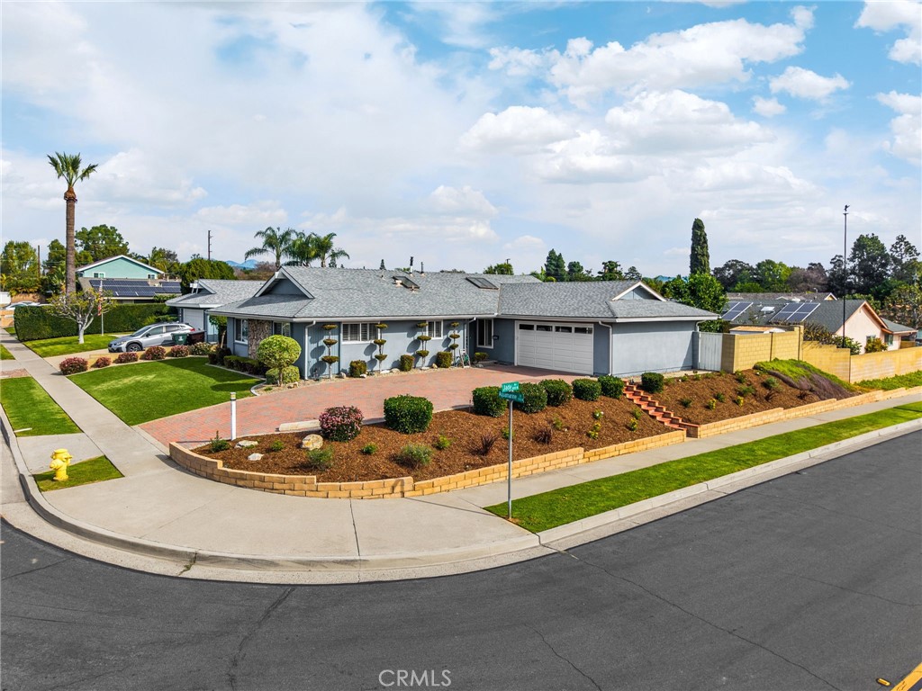 Perchered on a corner lot - 904 Aquamarine, Placentia CA 92870 - photo 1
