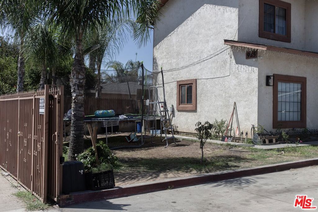 925 Arnold Drive, Placentia CA 92870 - photo 5