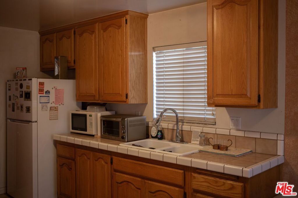 925 Arnold Drive, Placentia CA 92870 - photo 8