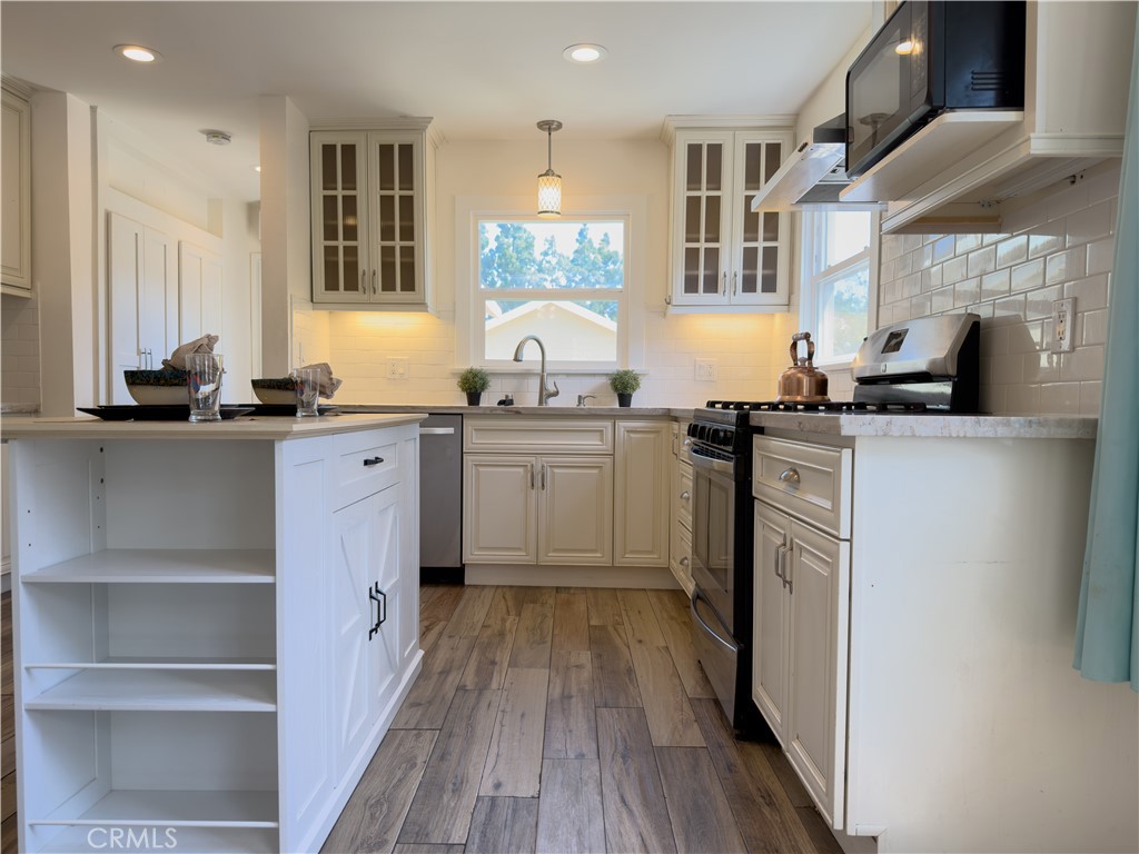 940 Cypress, Placentia CA 92870 - photo 3