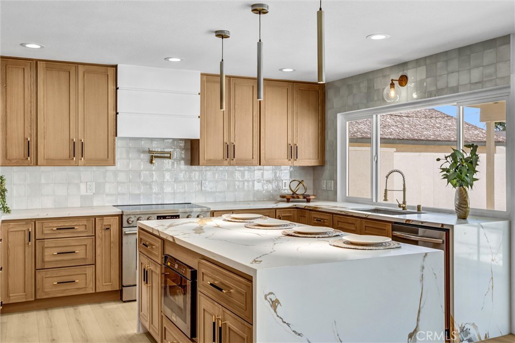 944 E Bastanchury, Placentia CA 92870 - photo 12