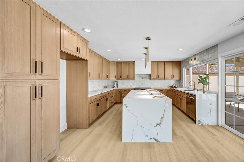 944 E Bastanchury, Placentia CA 92870 - photo 14