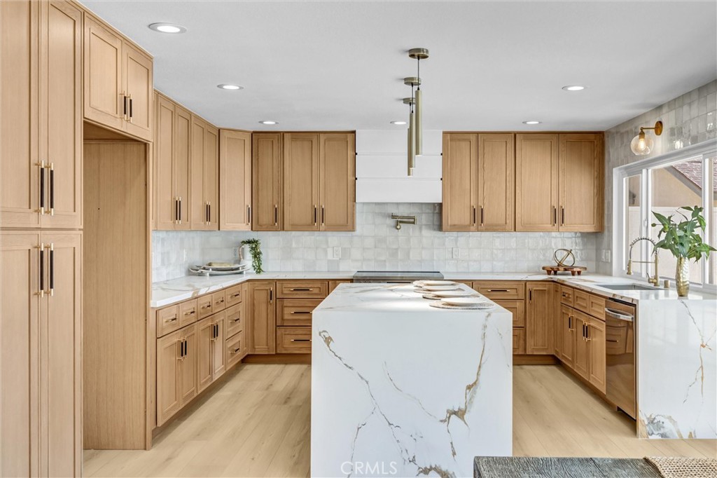 944 E Bastanchury, Placentia CA 92870 - photo 15