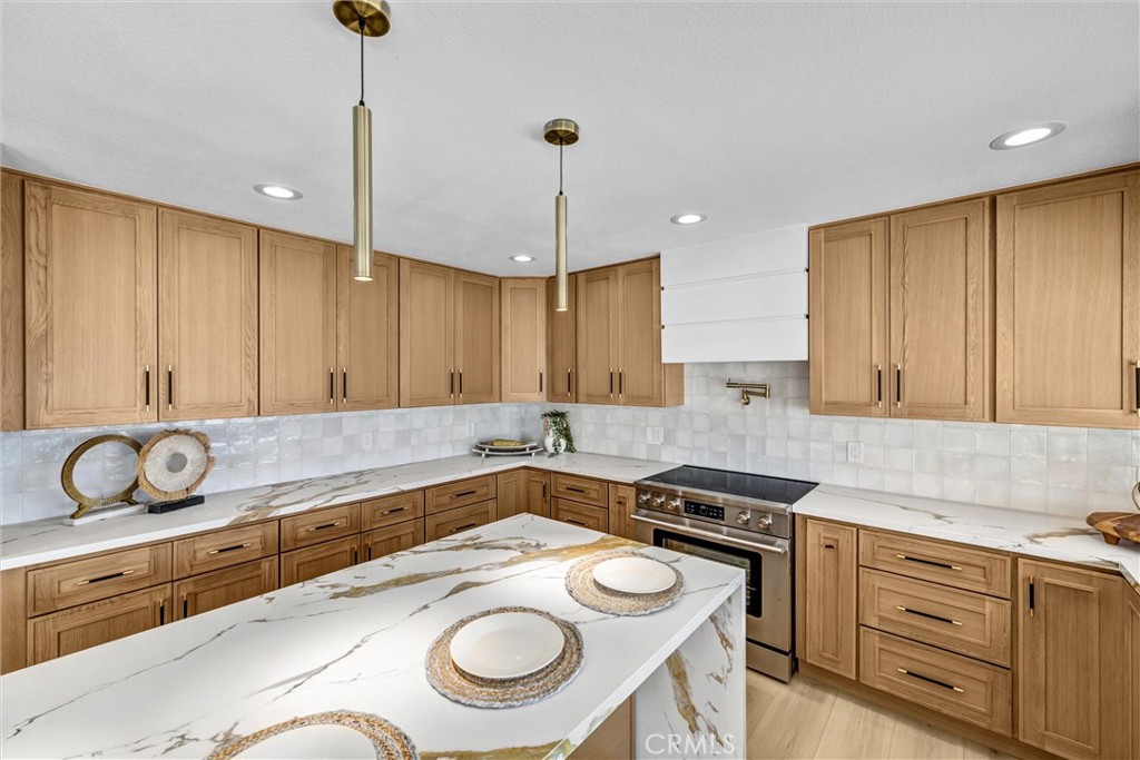 944 E Bastanchury, Placentia CA 92870 - photo 16