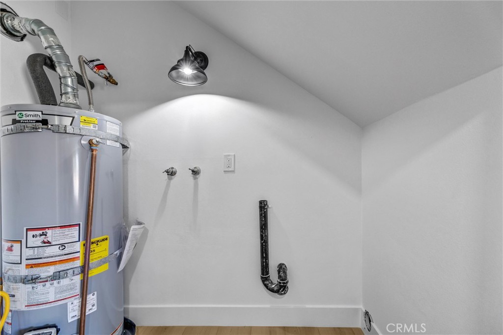 944 E Bastanchury, Placentia CA 92870 - photo 36