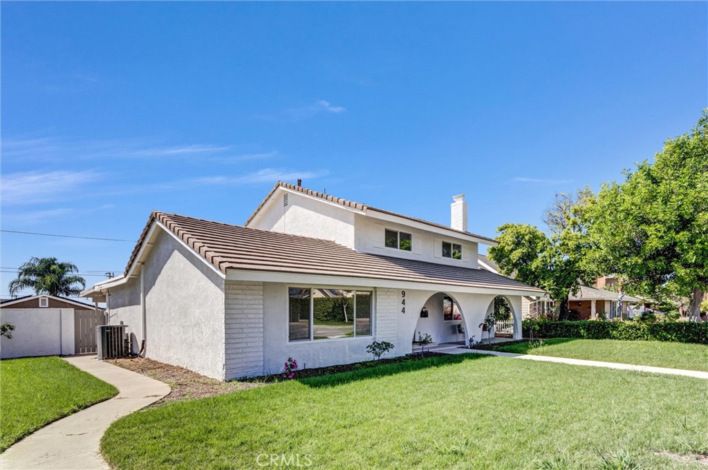 944 E Bastanchury, Placentia CA 92870 - photo 41