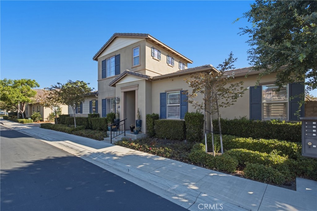 110 Lindura, Rancho Mission Viejo CA 92694 - photo 3