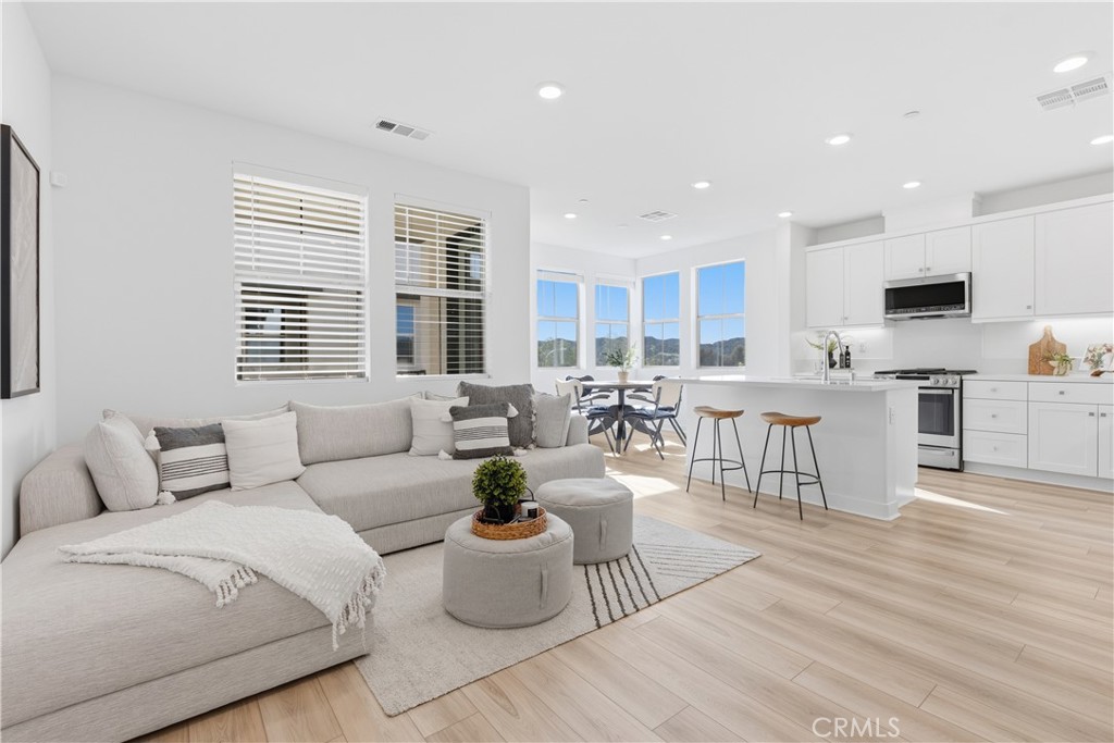 1300 Lasso Way 305, Rancho Mission Viejo CA 92694 - photo 1