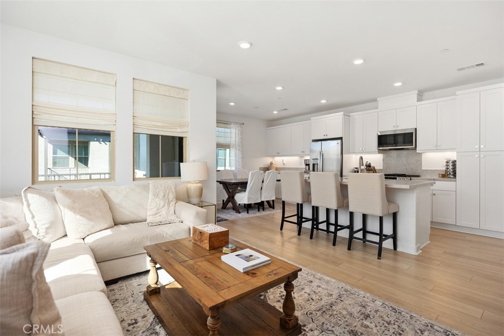Bright, open concept floor plan - 1401 Lasso Way 301, Rancho Mission Viejo CA 92694 - photo 1