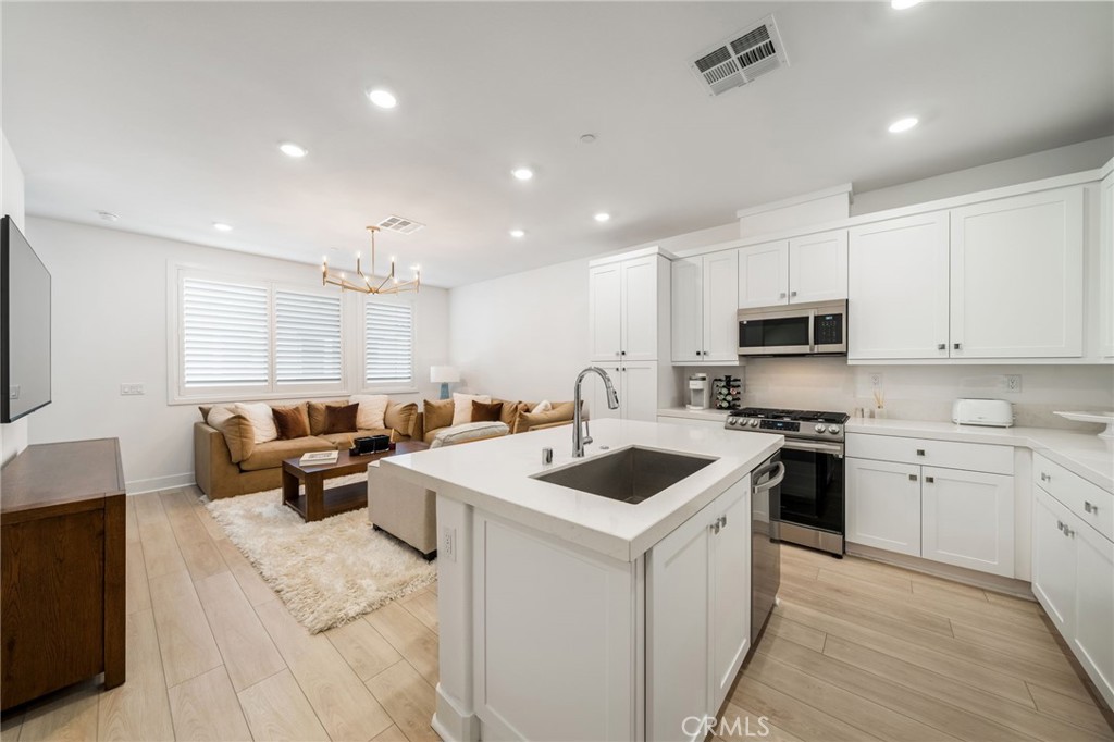 1683 Jade Road, Rancho Mission Viejo CA 92694 - photo 3