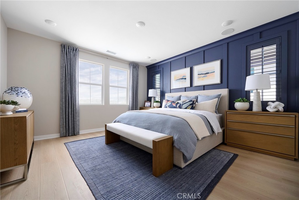 Model Photos: Photos shown are of the model home for this floor plan. Actual finishes, features, and landscaping may var - 1727 Scarlett Road, Rancho Mission Viejo CA 92694 - photo 12