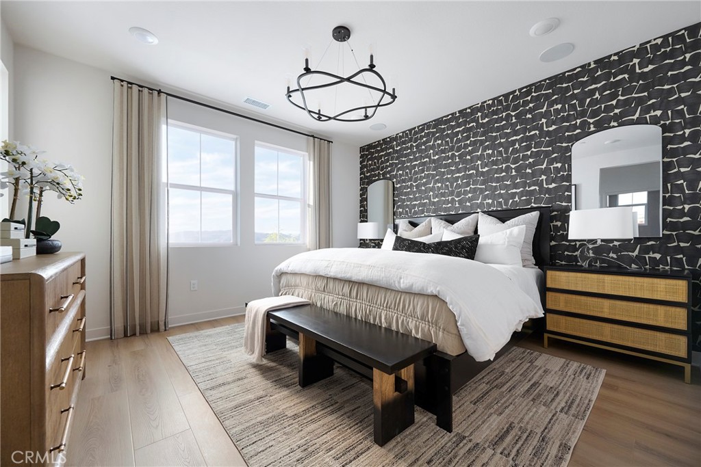 Model Photos: Photos shown are of the model home for this floor plan. Actual finishes, features, and landscaping may var - 1733 Scarlett Road, Rancho Mission Viejo CA 92694 - photo 8