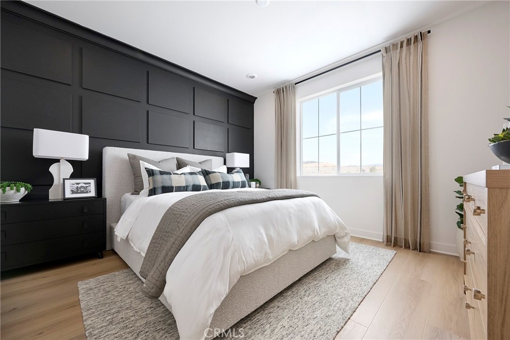 Model Photos: Photos shown are of the model home for this floor plan. Actual finishes, features, and landscaping may var - 1733 Scarlett Road, Rancho Mission Viejo CA 92694 - photo 10