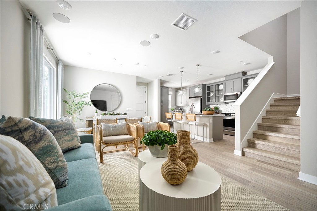 Model Photos: Photos shown are of the model home for this floor plan. Actual finishes, features, and landscaping may var - 1745 Scarlett Road, Rancho Mission Viejo CA 92694 - photo 3