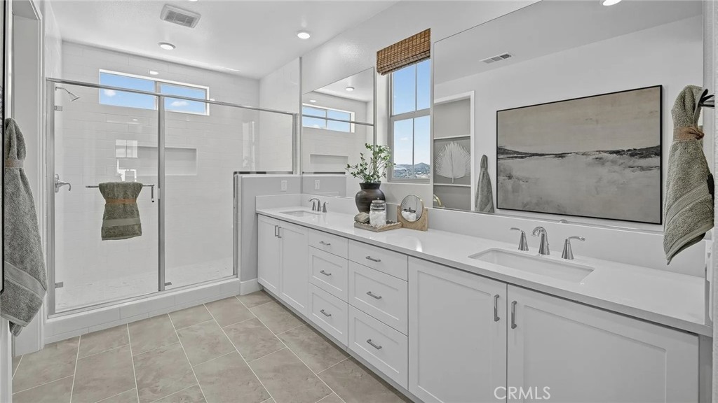 Photos shown are of model only- not actual homesite. - 2011 Wildberry Way, Rancho Mission Viejo CA 92694 - photo 10