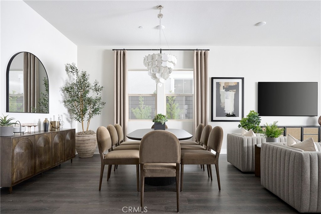 Model Photos: Photos shown are of the model home for this floor plan. Actual finishes, features, and landscaping may var - 236 Renewal Road, Rancho Mission Viejo CA 92694 - photo 4