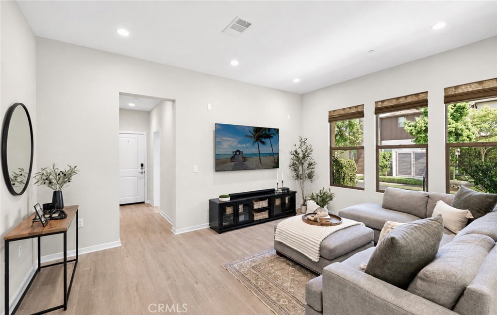 245 Alienta Lane, Rancho Mission Viejo CA 92694 - photo 4