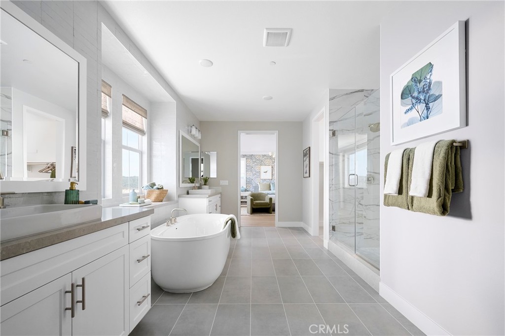 Photos shown are of the model home for this floor plan. Actual finishes, features, and landscaping may vary. - 255 Renewal Road, Rancho Mission Viejo CA 92694 - photo 9