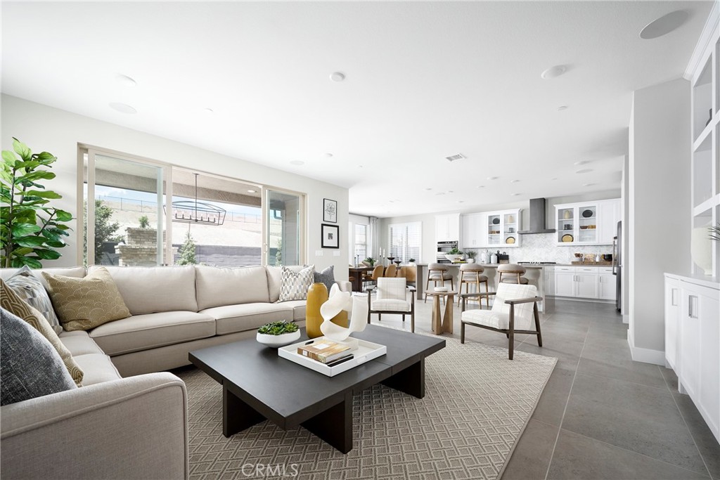 Model Photos: Photos shown are of the model home for this floor plan. Actual finishes, features, and landscaping may var - 5040 Solace Drive, Rancho Mission Viejo CA 92694 - photo 6