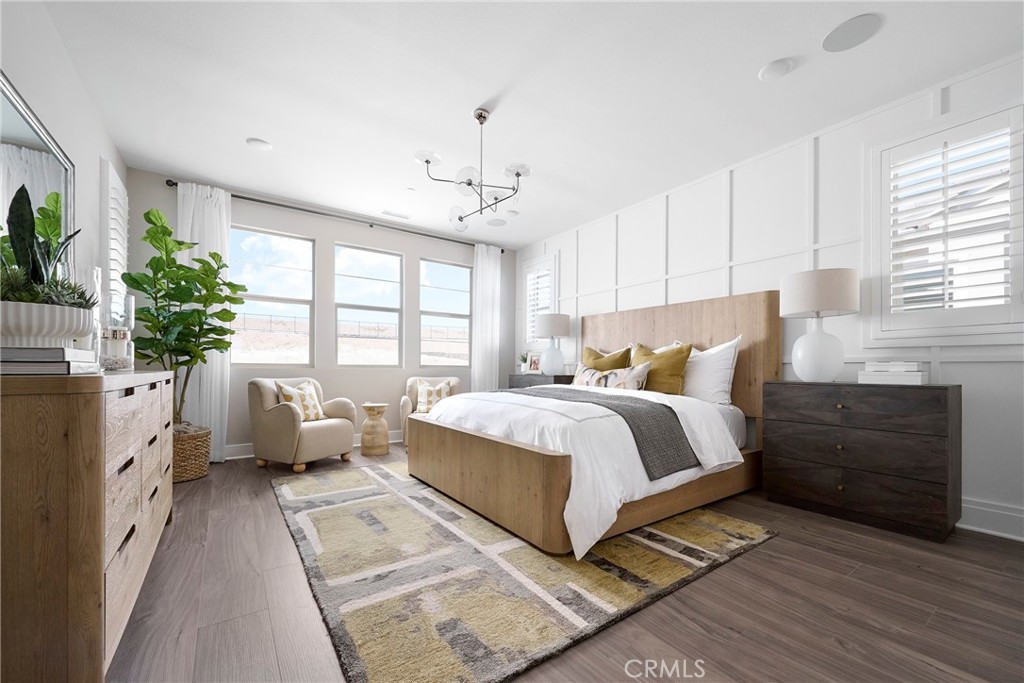 Model Photos: Photos shown are of the model home for this floor plan. Actual finishes, features, and landscaping may var - 5040 Solace Drive, Rancho Mission Viejo CA 92694 - photo 7