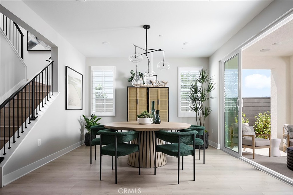 Model Photos: Photos shown are of the model home for this floor plan. Actual finishes, features, and landscaping may var - 5048 Solace Drive, Rancho Mission Viejo CA 92694 - photo 4