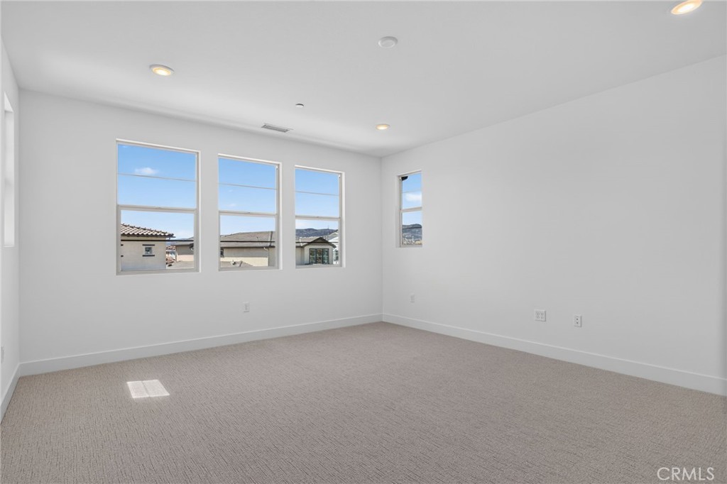 5064 Solace Drive, Rancho Mission Viejo CA 92694 - photo 16